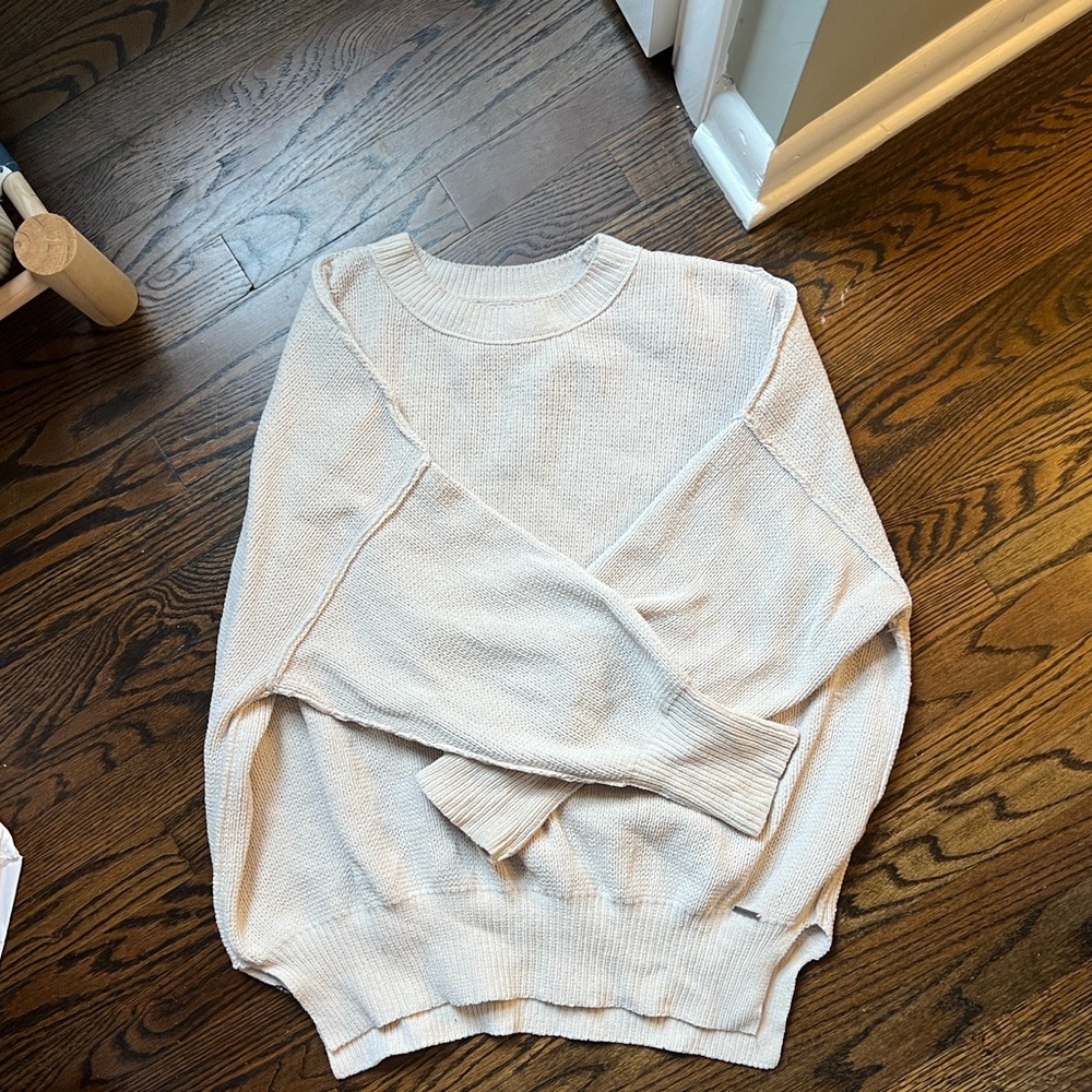 Abercrombie & Fitch Cream Sweater
